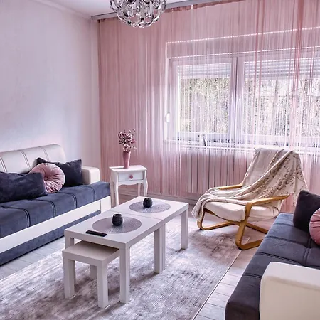 Alice's Dream With Free Garage Apartment Sarajevo