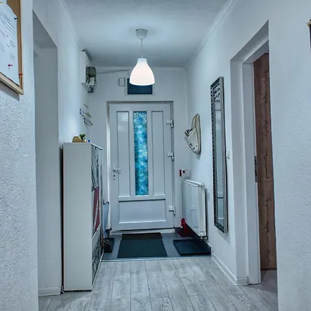 Alice's Dream With Free Garage Lejlighed